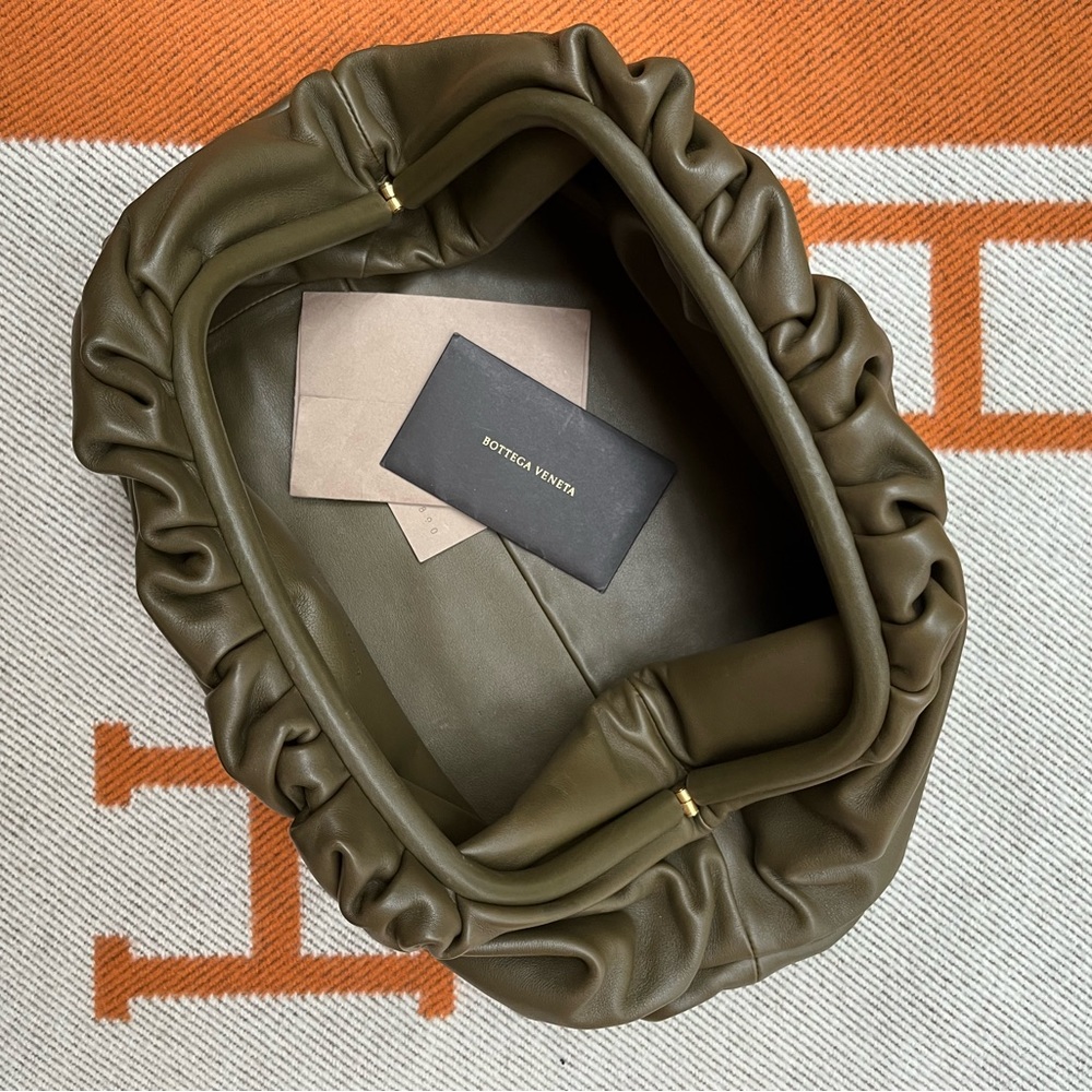 BOTTEGA VENETA THE POUCH BAG MUSTARD COLOR $3600 - Picture 4 of 5